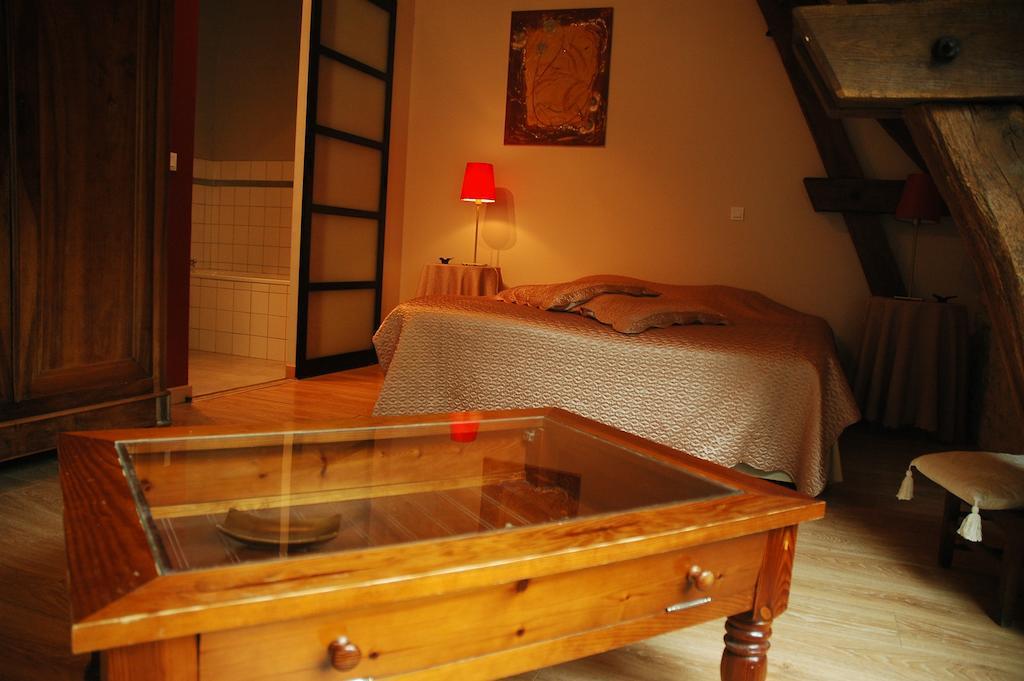 סן-ז'ורז'-סור-שר Les Pierres D'Aurele Chambres D'Hotes חדר תמונה